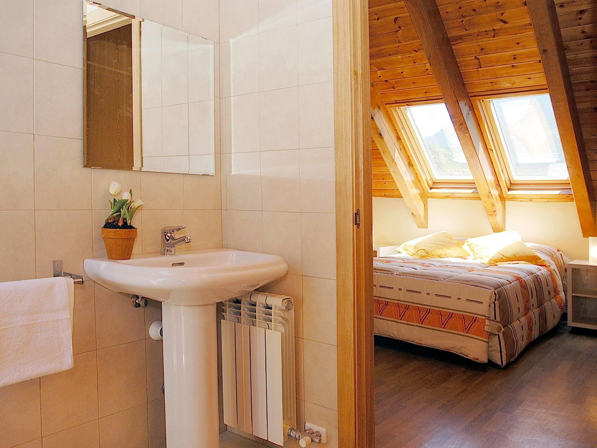 Aparthotel Nou Vielha Rom bilde